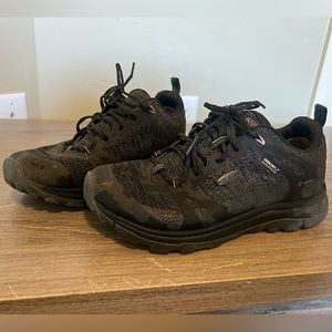 KEEN Women's Terradora 2 Waterproof Low Height Hiking Shoes